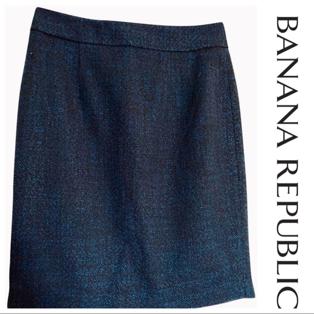 NWT Black/Blue Banana Republic textured skirt, 6